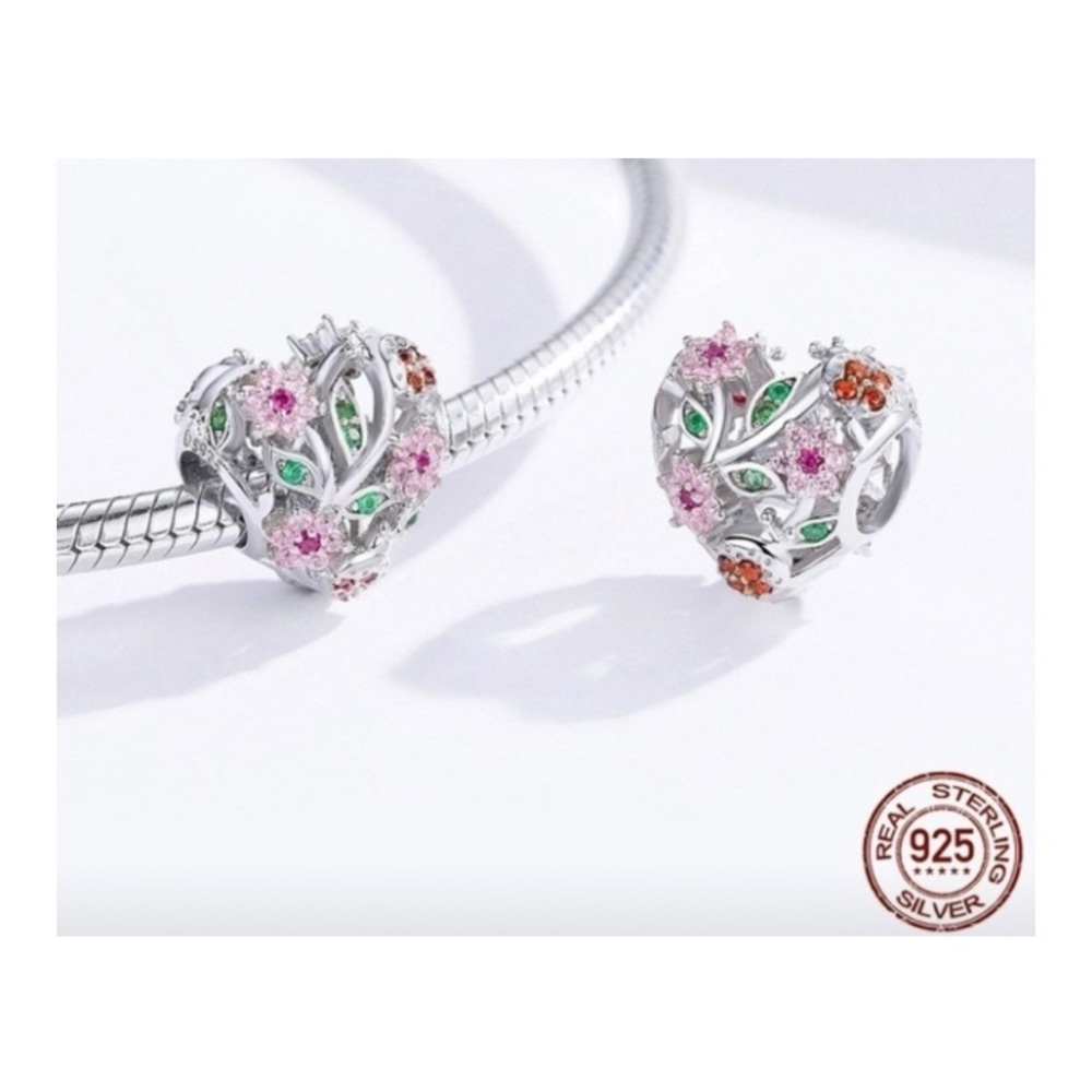 STERLING SILVER FLORAL CHARM - Picture 2 of 3